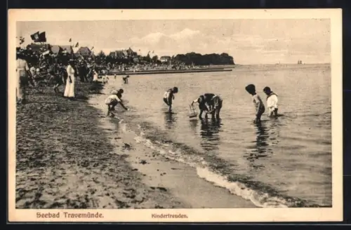 AK Travemünde, Kinderfreuden am Strand