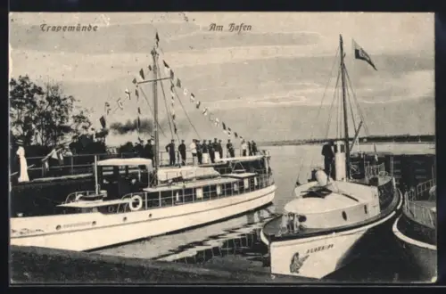 AK Travemünde, Am Hafen, Dampfschiffe Thüringen und Aloha