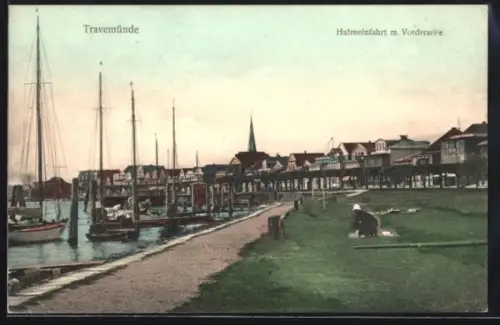 AK Travemünde, Hafeneinfahrt mit Vorderreihe