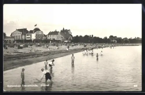 AK Travemünde, Sommergäste am Strand
