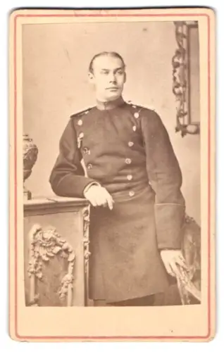 Fotografie Grossherzog Friedrich Franz III. von Mecklenburg-Schwerin im Überrock mit EK II 1870