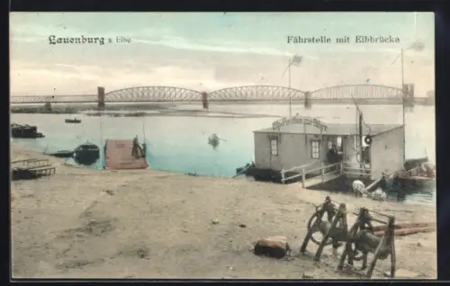 AK Lauenburg a. Elbe, Fährstelle mit Elbbrücke, Elbpavillon zur Fähre