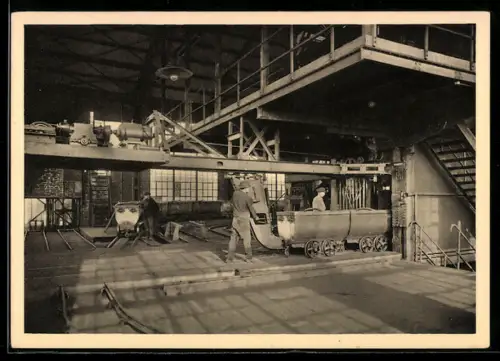 AK Hängebank, Aufschieben leerer Grubenwagen auf den Förderkorb