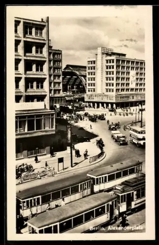 AK Berlin, Alexanderplatz, Strassenbahnen und Haus des Lehrers