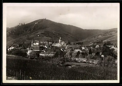 AK Rappoltsweiler, Vue du village avec Ulrichsburg et collines environnantes