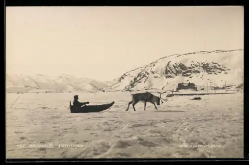 AK Haugastöl, Mann im Rentier-Schlitten