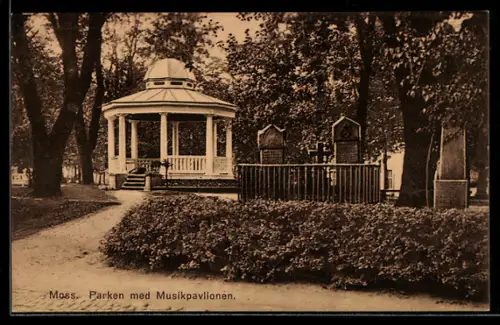 AK Moss, Parken med Musikpavlionen