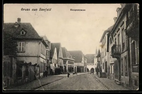 AK Benfeld, Hauptstrasse animée avec bâtiments traditionnels