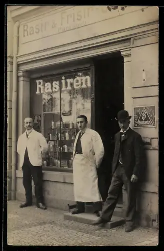 AK Dresden-Pieschen, Friseur Paul Koch 1907, Konkordienstrasse 37