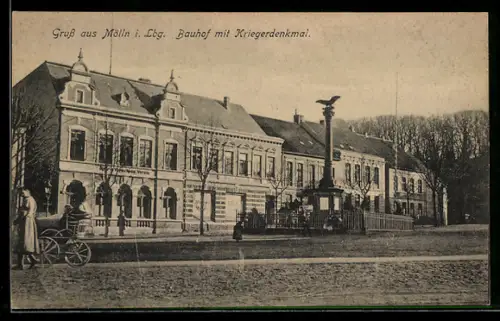 AK Mölln i. Lbg., Bauhof mit Kriegerdenkmal