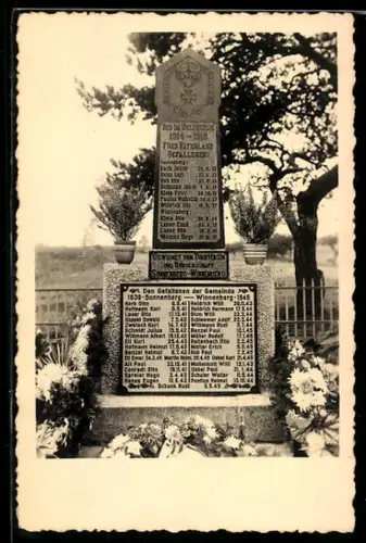Foto-AK Sonnenberg-Winnenberg, Kriegerdenkmal