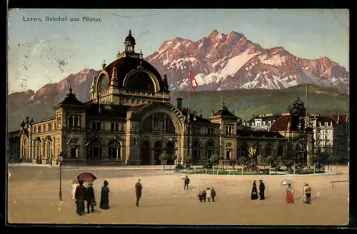 AK Luzern, Bahnhof in der Aussenansicht und Pilatus