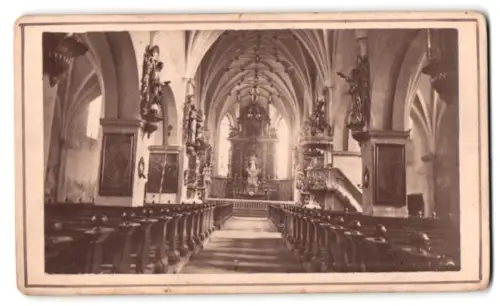Fotografie M. J. Weingartner, Spital Kärnten, unbekannter Ort, Kircheninnenraum mit Blick zum Altar