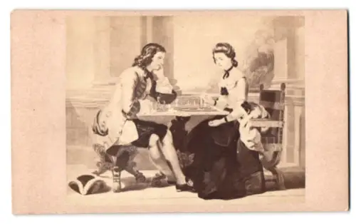 Fotografie unbekannter Fotograf und Ort, Szene eines Schachspiels nach einem Gemälde