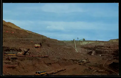 AK Hull-Rust Mine /Minnesota, Open pit mining scene