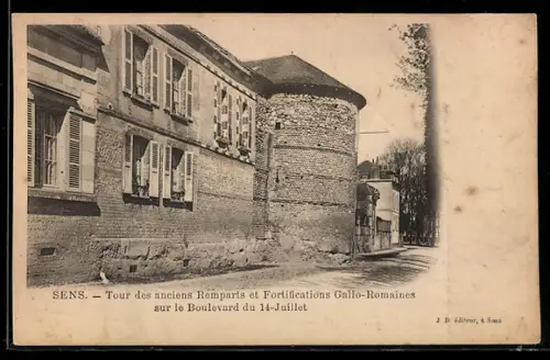 AK Sens, Tour des anciens Remparts et Fortifications Gallo-Romaines sur le Boulevard du 14-Juillet