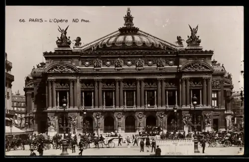 AK Paris, Strassenleben vor der Opéra Garnier