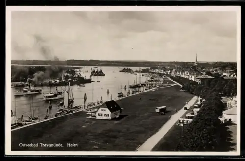 AK Travemünde, Ostseebad, Hafen