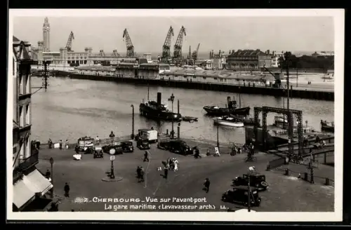 AK Cherbourg, Vue sur Pavant-port, La gare maritime