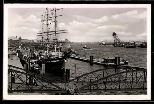 AK Hamburg, Hafen mit Brücke