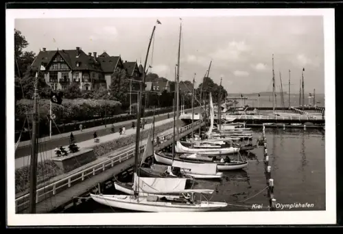 AK Kiel, Ankernde Boote im Olympiahafen