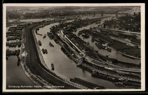 AK Duisburg-Ruhrort, Häfe mit Binnenfrachtschiffen, Fliegeraufnahme