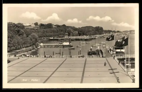 AK Kiel, Hafenpartie