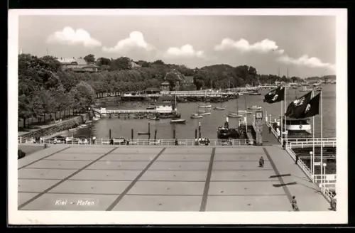 AK Kiel, Hafenpartie
