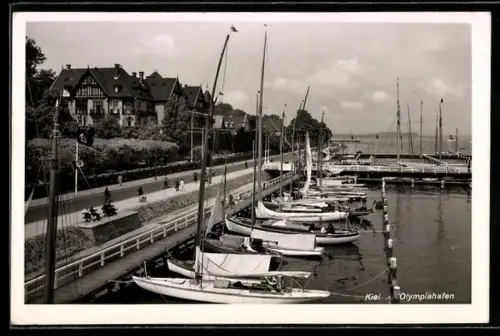AK Kiel, Ankernde Boote im Olympiahafen
