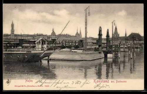 AK Konstanz, Bodenseehafen mit angelegten Schiffen