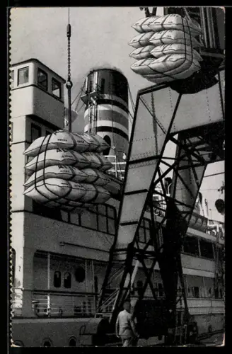 AK Bremen, Kaffee-Entladung im Freihafen