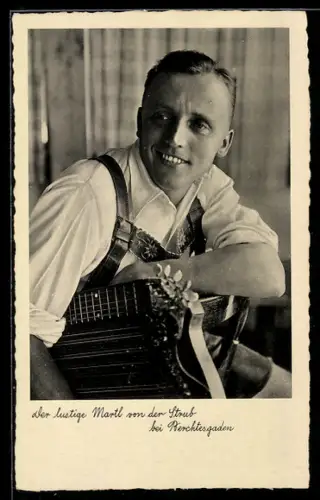 AK Berchtesgaden, Der lustige Martl von der Strub mit Zither