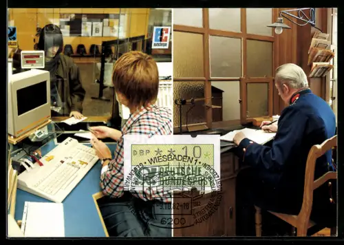 AK Wiesbaden, Postschalter um 1900 im Bundespostmuseum und Schalterterminal 1982 im Postamt Wiesbaden 1