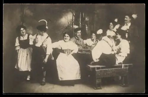 AK Gesellschaft in Tracht mit Zither und Bierkrügen