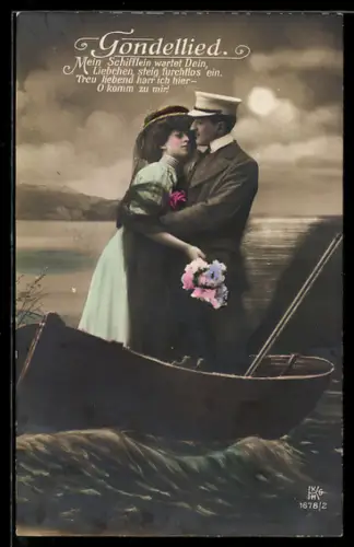AK Hübsches Paar auf einem Ruderboot beim Mondschein mit Zeile aus dem Gondellied