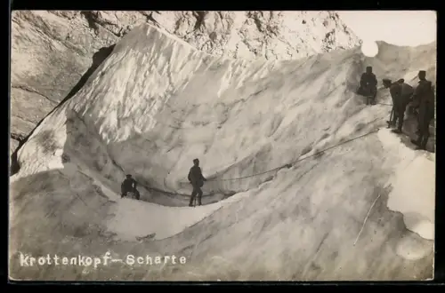 AK Bergsteiger in der Scharte auf dem Krottenkopf