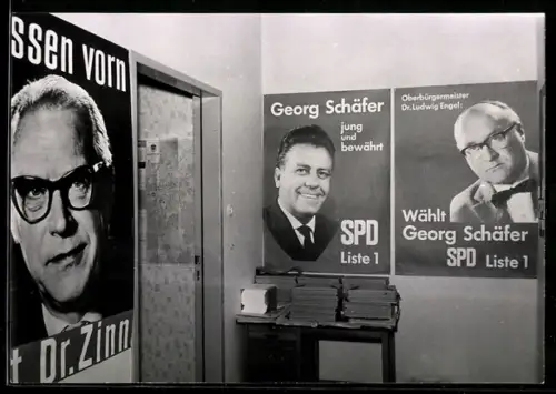 AK Darmstadt, Wahlkampfplakate der SPD mit Zinn und Georg Schäfer