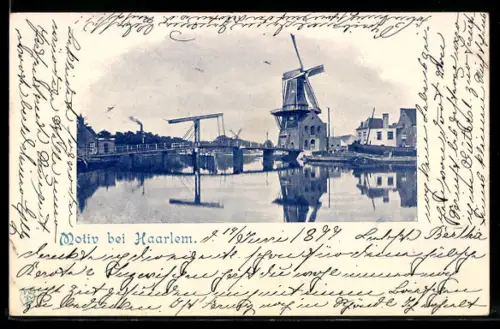AK Haarlem, Blick zur Windmühle, Schiffe