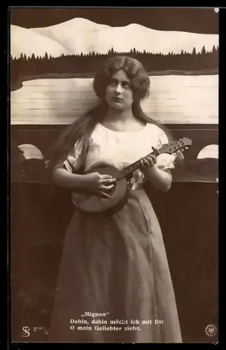 Foto-AK NPG Nr. 2010/2: Mignon mit einer Laute