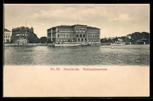 AK Stockholm, Nationalmuseum, vom Wasser gesehen
