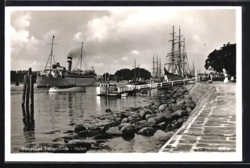 AK Travemünde, Hafen, Schiffe, Anleger
