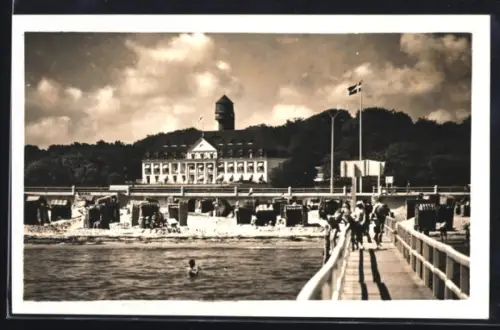 AK Travemünde, Kurhaus, Strand, Seebrücke