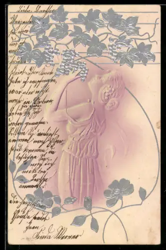 Präge-Airbrush-AK Mädchen zieht silberne Weintrauben zu sich herunter