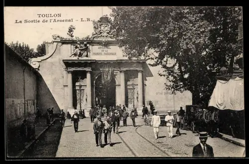 AK Toulon, La Sortie de l`Arsenal