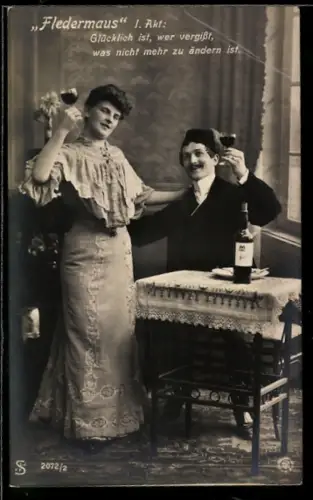 AK Fledermaus I. Akt, Glücklich ist, er vergisst..., Paar im Wirtshaus