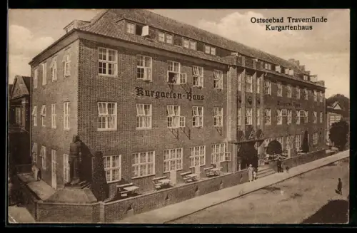 AK Travemünde, Vorderansicht vom Hotel Kurgartenhaus