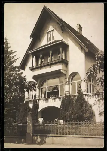 Foto-AK Travemünde, Wohnhaus Strassenvilla