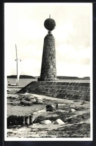 AK Travemünde, Partie an der Nordmole mit Bake