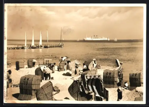 AK Travemünde, Partie am Strand