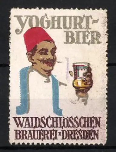 Reklamemarke Dresden, Waldschlösschen-Brauerei, Yoghurt-Bier, Mann mit rotem Hut und Bierglas